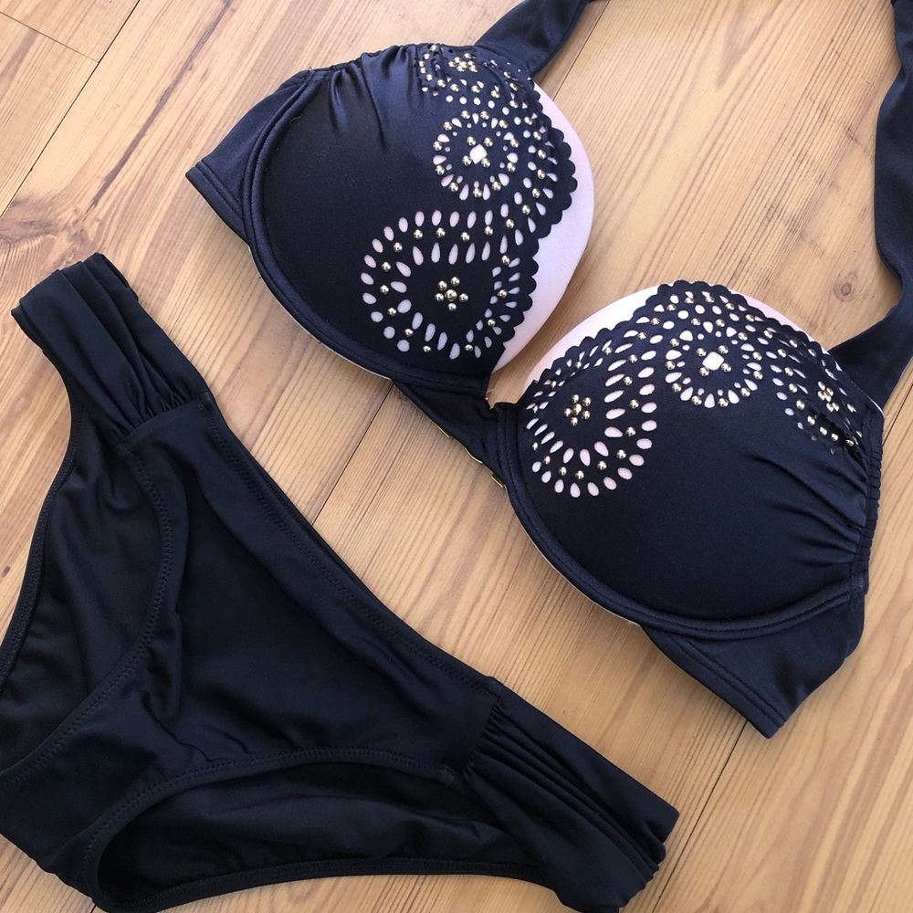 Victoria’s Secret Miraculous Bombshell Bikini